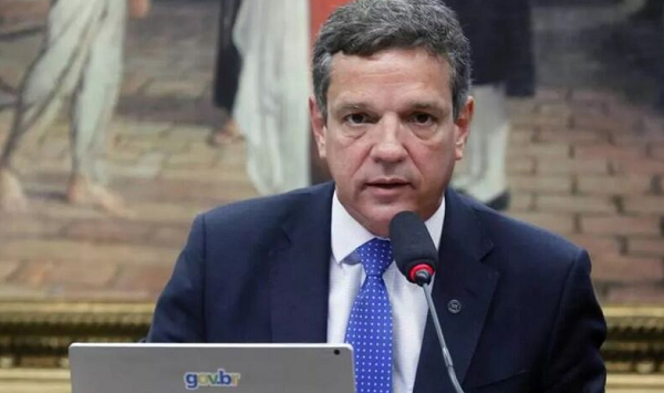A assessoria de imprensa da Petrobras informou que Caio Mario Paes de Andrade continua trabalhando e despachando normalmente (Foto: Michel Jesus/Câmara dos Deputados)