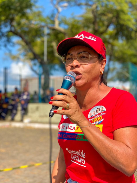 Candidata a deputada federal Ivoneide Caetano (PT) (Foto: Reprodução)