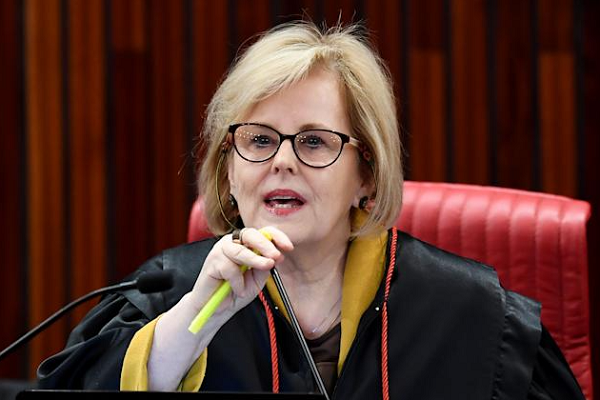 'Brasil tem histórico de confiança no uso de tecnologia inovadora para solução de problemas institucionais', disse a ministra (Foto: EVARISTO SA/AFP)