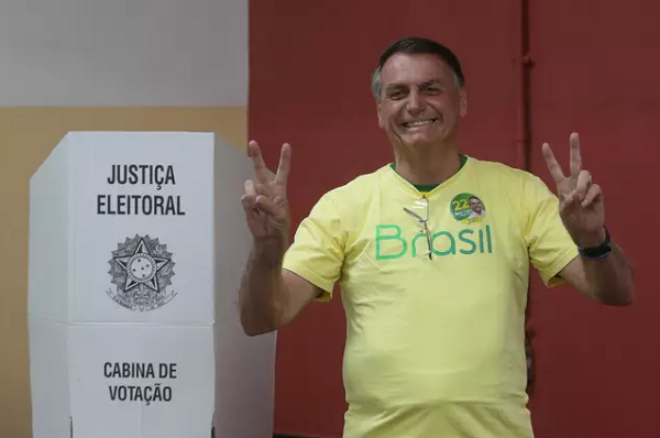 Essa é a primeira vez que um presidente não é reeleito no Brasil (Foto: PEDRO KIRILOS/ESTADÃO CONTEÚDO)
