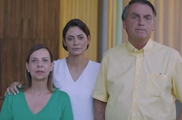 Na sexta-feira, 14, Bolsonaro afirmou que “pintou um clima” ao avistar meninas de 14 e 15 anos (Foto: Reprodução/Youtube)