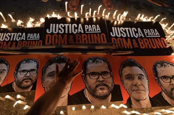 Colômbia vai cumprir prisão domiciliar (Foto: Nelson Almeida/AFP)