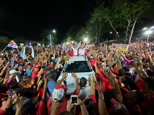 Comício do candidato ao governo da Bahia Jerônimo Rodrigues, em Camaçari (Foto: Reprodução)