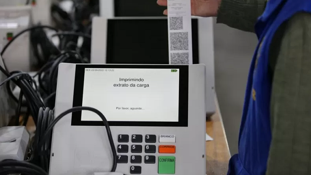 Voto branco ou nulo pode ajudar a determinar disputa (Foto: Reuters)