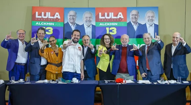 O 2º turno das eleições acontece no dia 30 de outubro (Foto: Divulgação/Ricardo Stuckert)