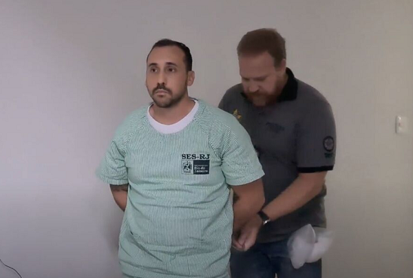 Médico foi denunciado por estuprar uma mulher durante o parto (Foto: Divulgação/DEAM-RJ)