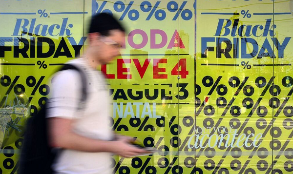 Comprar de forma planejada e consciente é segredo da educação financeira, diz especialista (Foto: Arquivo/Agência Brasil)