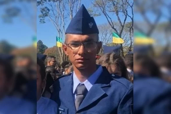 Kauan Jesus da Cunha Duarte, de 19 anos, morreu dentro do Ministério da DefesaReprodução (Foto: Reprodução/Instagram)