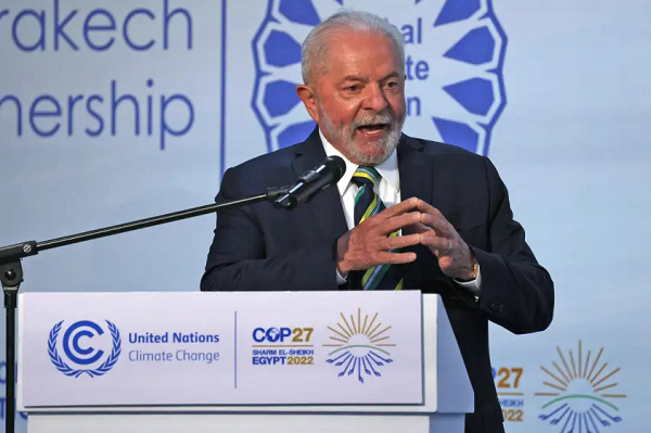 Lula durante discurso na COP27 (Foto: Ahmad Gharabli/AFP)
