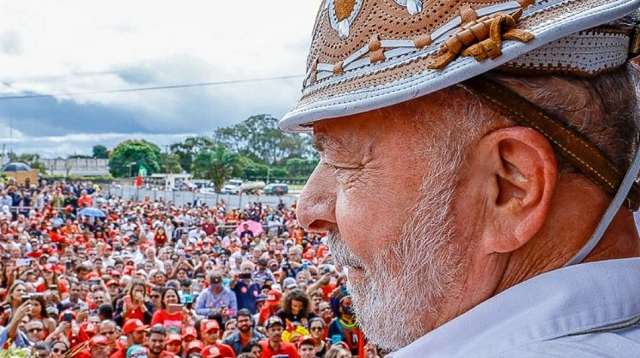 Presidente eleito, Lula, no Nordeste (Foto: Ricardo Stuckert)