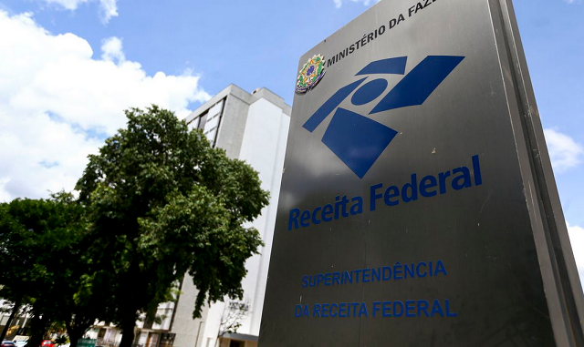 A orientação é para o contribuinte não abrir ou responder as mensagens (Foto: Marcelo Camargo/Agência Brasil)