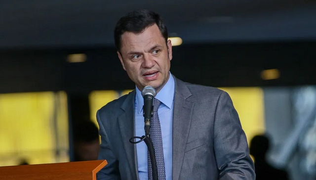 Anderson Torres é investigado por participação direta ou omissão nos atos golpistas realizados em Brasília no dia 8 de janeiro (Foto: Fabio Rodrigues-Pozzebom/Agência Brasil)