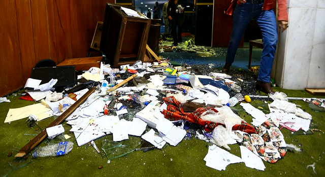 Documento destaca o aumento da violência policial, dos crimes ambientais e contra populações indígenas, além dos ataques à democracia (Foto: Marcelo Camargo/Agência Brasil)