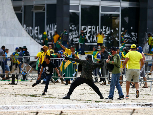 Com o título 'Mega manifestação nacional pela retomada do poder', convocação se espalhou pelas redes sociais (Foto: Marcelo Camargo/Agência Brasil)