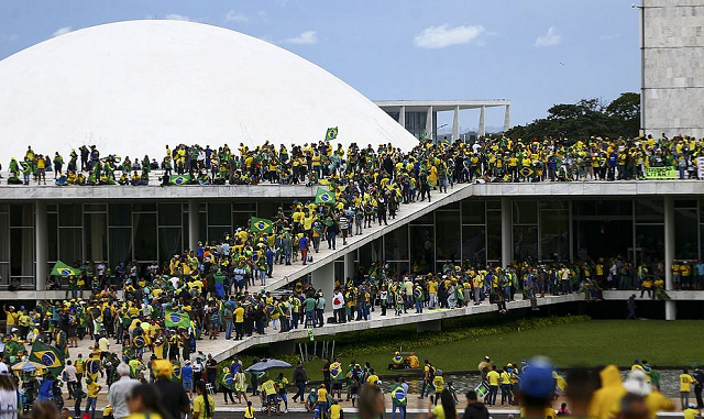 Operação Ulysses mira organizadores, líderes e financiadores de bloqueios em rodovias, manifestações em frente aos quartéis do Exército de Campos dos Goytacazes, e atos golpistas do dia 8 (Marcelo Camargo/Agência Brasil/Arquivo)