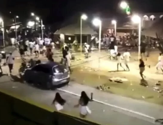 Tiroteio acabou deixando uma pessoa morta e duas feridas (Foto: Reprodução)