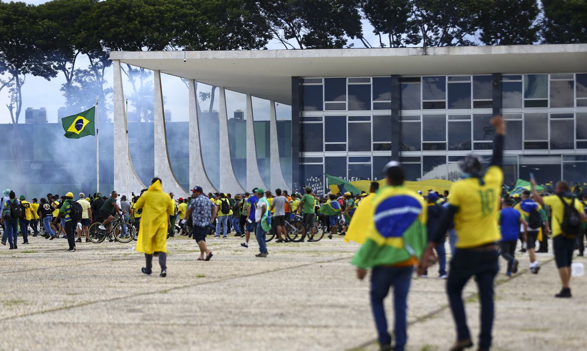 Vídeos estão com a Polícia Federal e ajudarão nas investigações - Foto: Marcelo Camargo / Agência Brasil
