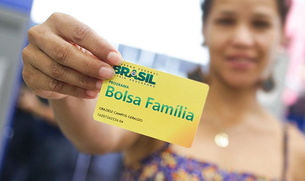 De acordo com o ministro, há pessoas com renda elevada, de aproximadamente nove salários mínimos, que recebem o benefício, destinado a famílias de baixa renda (Foto: Agência Brasil)