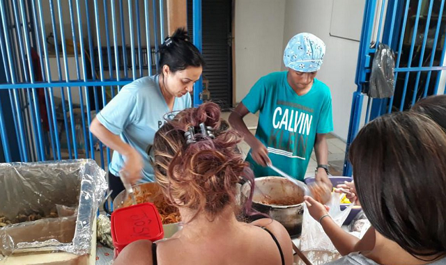 A campanha é inspirada no lema bíblico, extraído de Mateus 14, 16: 'Dai-lhes vós mesmos de comer!' (Foto: Íris Aparecida dos Santos/Pamana)