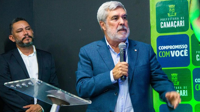Anteriormente, Hélder Almeida estava na Secretaría de Administação do município (Foto: Divulgação)