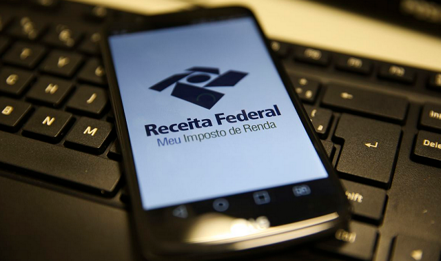 Imóvel ou veículo deve ser informado na seção Bens e Direitos, indicando o grupo e código correspondentes (Foto: Marcello Casal Jr/Agência Brasil)