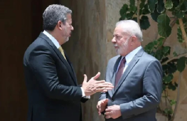 Encontro entre Lira e Lula aconteceu na casa do ministro Paulo Pimenta (Secom) (Foto: José Cruz/Agência Brasil)