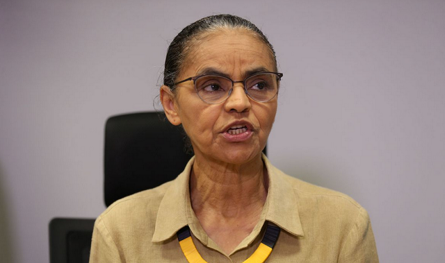 Marina Silva esteve recentemente em Roraima, no território Yanomami. A região tem enfrentado uma emergência sanitária devido aos casos de malária entre os indígenas (Foto: José Cruz/Agência Brasil)