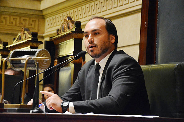 O laudo é suficiente para imputar crime de peculato contra ele (Foto: Renan Olaz/CMRJ)