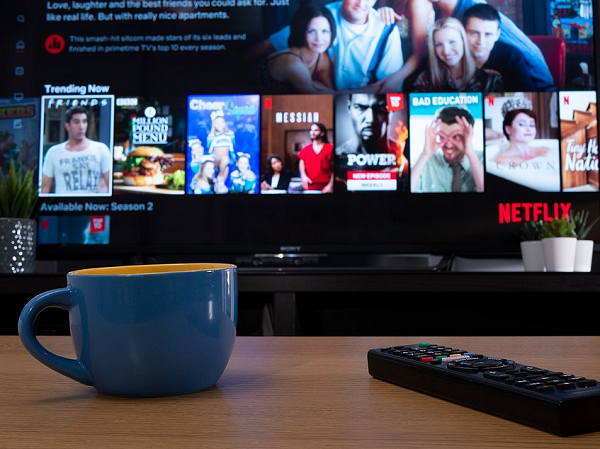 Segundo o Procon, o objetivo é 'entender o que, de fato, a Netflix está anunciando aos seus assinantes' (Foto: Shutterstock)