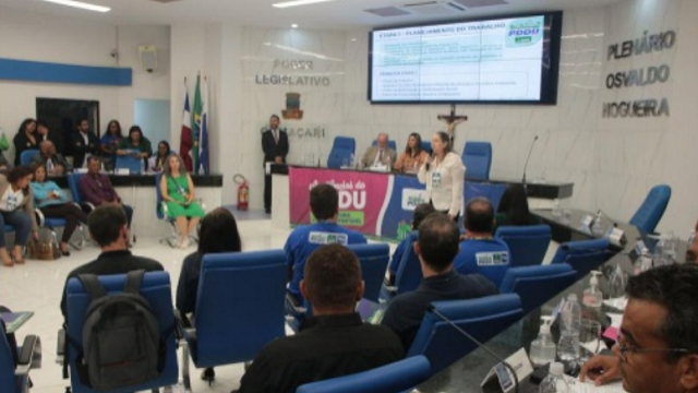 Primeira audiência pública sobre PDDU de Camaçari aconteceu nesta segunda-feira, 15, na Câmara Municipal (Foto: Divulgação/Ascom/Câmara Municipal de Camaçari)