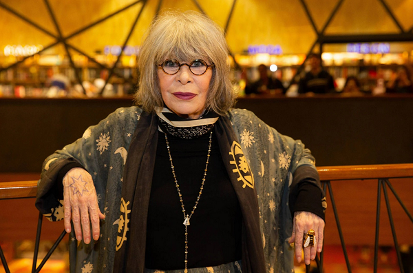 'Epitáfio: ela nunca foi um bom exemplo, mas era gente boa', escreveu a própria Rita (Foto: Divulgação)