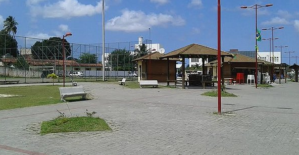 Praça Lúcia Eugênia, conhecida como Praça da Simpatia (Foto: Reprodução)