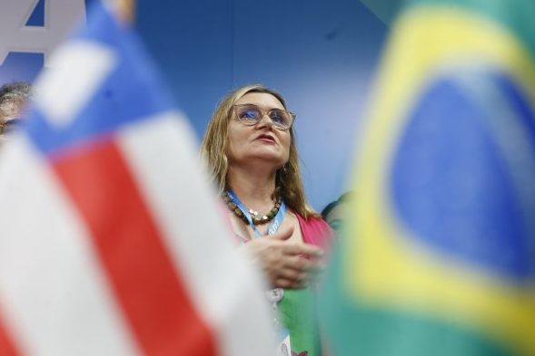 Presidente da Caixa Maria Rita Serrano participou da assinatura do Termo de Acordo de Compromisso MCMV Rural (Foto: Marina Silva/CORREIO)