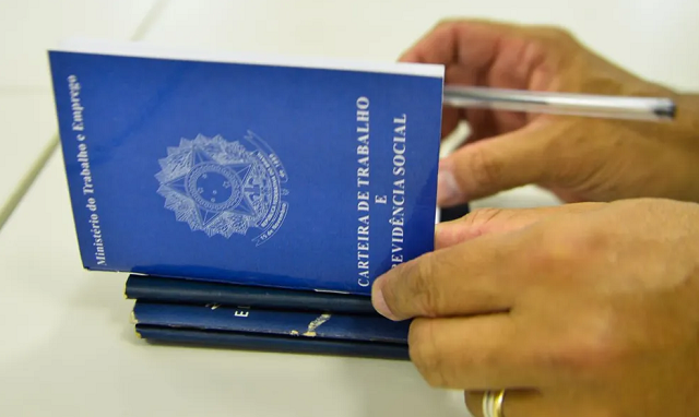 Patamar de desocupação no mesmo período de 2022 estava a 9,3% (Foto: Marcello Casal Jr/Agência Brasil)