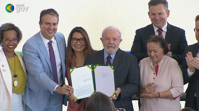 Até 2026, a meta do Governo Federal é alcançar pelo menos 3,2 milhões de matrículas (Foto: TV Brasil/Reprodução)