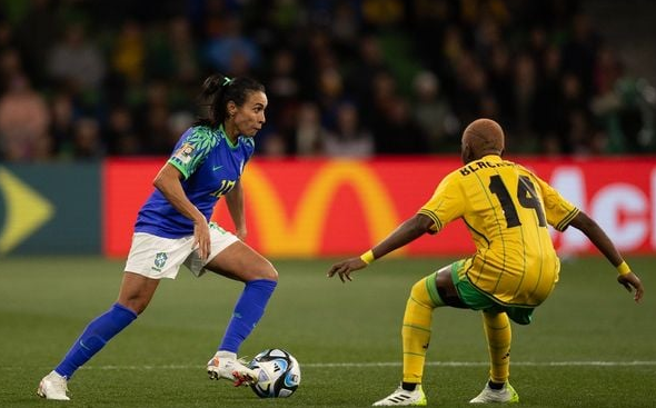 Marta disputa bola com Blackwood: Rainha fez seu último jogo na Copa (Foto: Thais Magalhães/CBF)