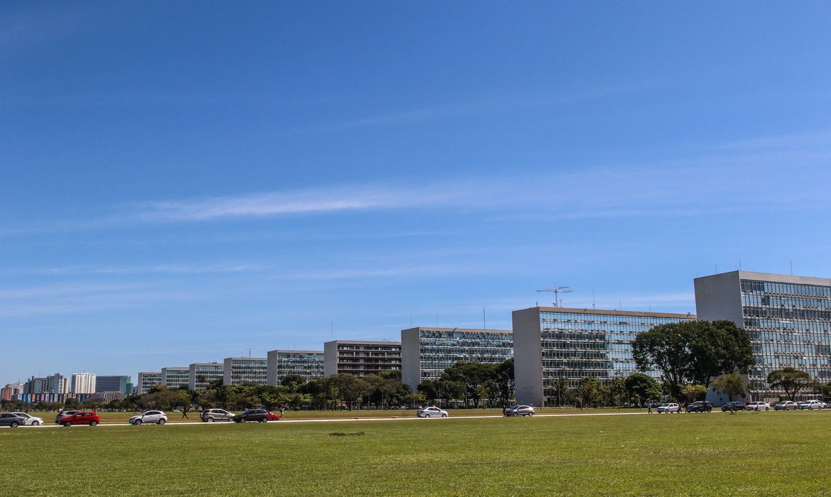 Os conteúdos que serão cobrados nas provas serão definidos em conjunto com os órgãos e divulgados no edital. Srão contempladas 179 cidades