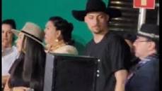 Vestido com trajes típicos gaúchos, filho do ex-presidente foi proibido de subir ao palco da festividade por Denize Leite, presidente da fundação cultural do estado - Foto: Redes Sociais