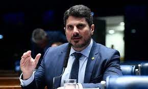No início de fevereiro, o senador Marcos do Val disse que Bolsonaro queria sua ajuda para praticar um golpe de Estado. Senador teve celular apreendido em junho, por determinação de Alexandre de Moraes - Foto: Marcos Oliveira | Agência Senado