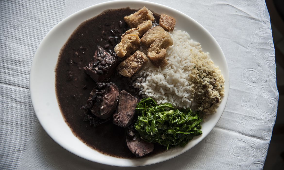 As pessoas em situação de insegurança alimentar grave são o público-alvo do Plano Brasil Sem Fome - Foto: Arquivo Agência Brasil