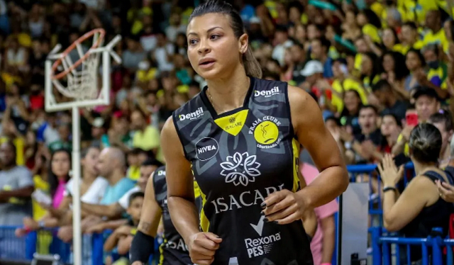 A morte da ex-jogadora Walewska Oliveira (Foto: Instagram)
