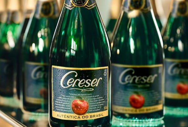 A garrafas são de vidro verde, com 660 ml (Foto: Reprodução)