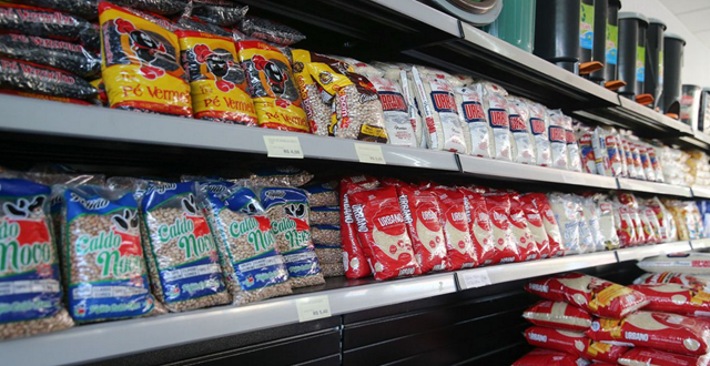 Já o item consumo nos lares brasileiros manteve-se em setembro no patamar de crescimento de agosto, em torno de 0,80% (Foto: Geraldo Bubniak/AEN)