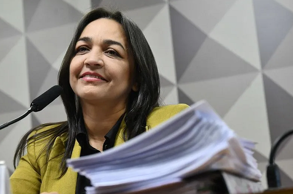 Senadora Eliziane Gama (PSD-MA) apresentou o relatório da CPMI na terça-feira (17) 17/10/2023 (Foto: Geraldo Magela/Agência Senado)