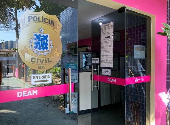A Polícia Civil procura o homem (Foto: Divulgação/PC)