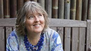 Enfermeira australiana Bronnie Ware, autora de best-seller sobre arrependimentos no fim da vida. — Foto: Divulgação