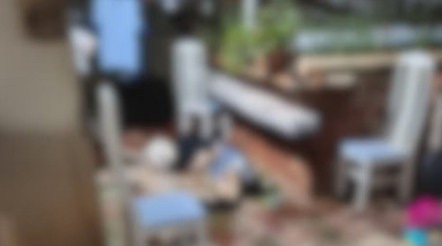 Pai e filho morrem abraçados durante execução que terminou com três mortos e quatro feridos em ceia de Natal (Foto: Corpo de Bombeiros)