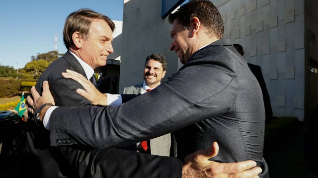 Jair Bolsonaro e Alexandre Ramagem (Foto: Carolina Antunes/PR)