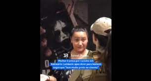 A vítima descreveu aos policiais que questionou a mulher sobre a fala e ela repetiu apontando para ele. Créditos: Reprodução de Vídeo