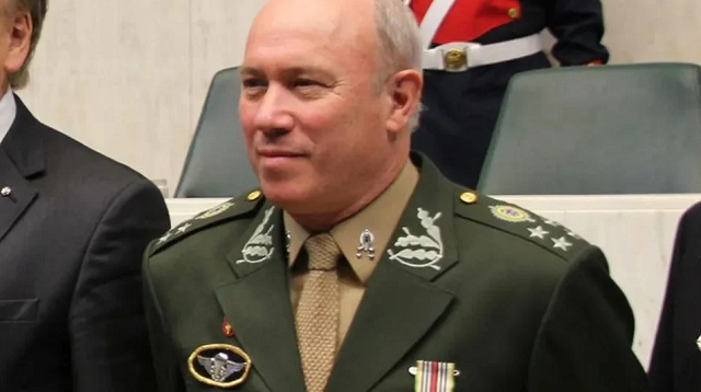 General Mauro Cesar Lourena Cid (Foto: Roberto Oliveira/Alesp)
